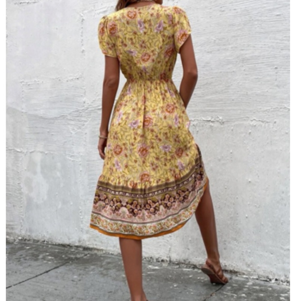 Boho floral print V neck ruffle hem dress - Picture 3 of 7